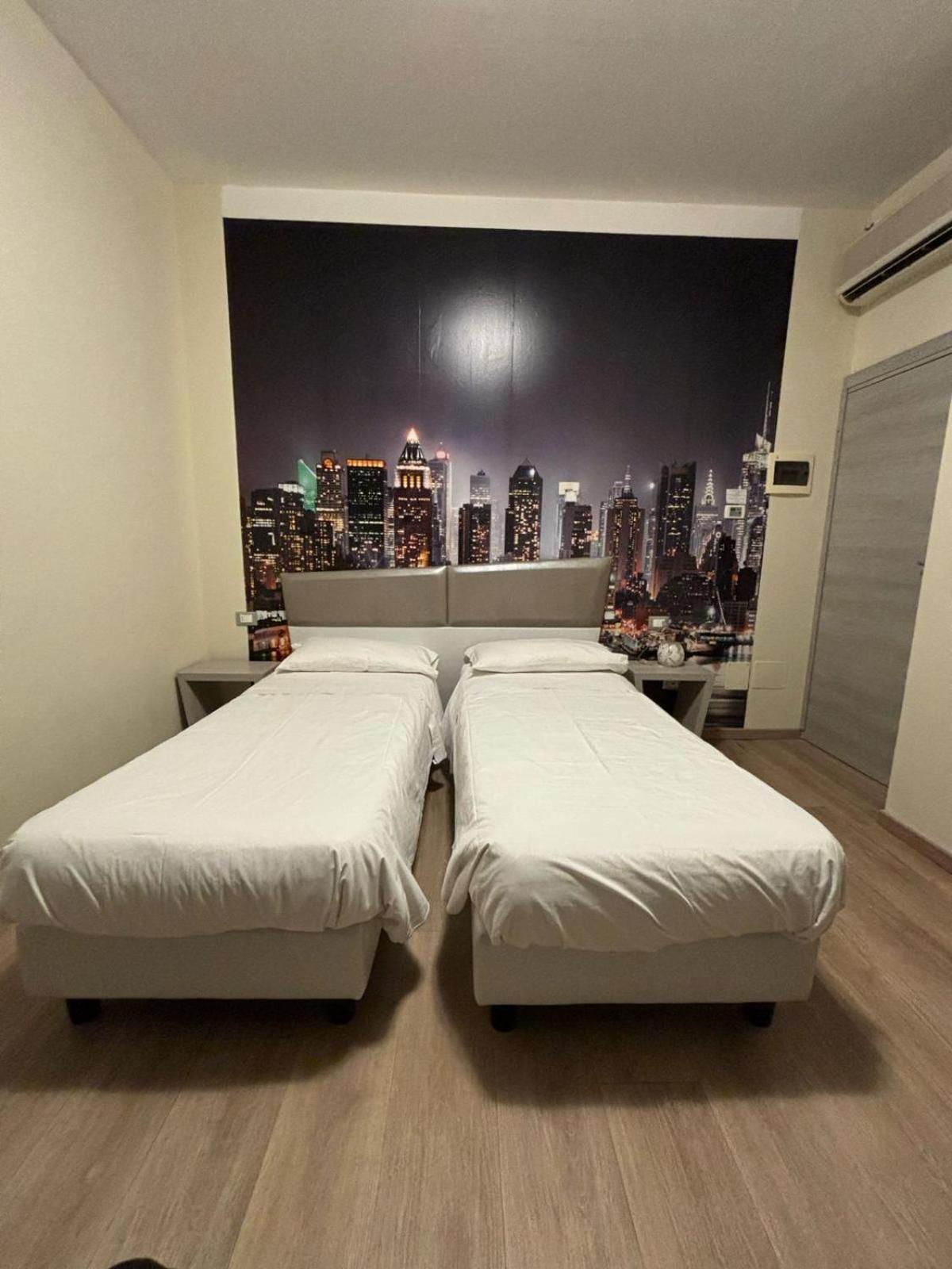 Hotel Giardinetto Al Sant'Orsola Bologna Bagian luar foto